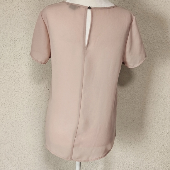 Forever 21 Beige Short Sleeve Blouse - Small - Picture 2 of 7